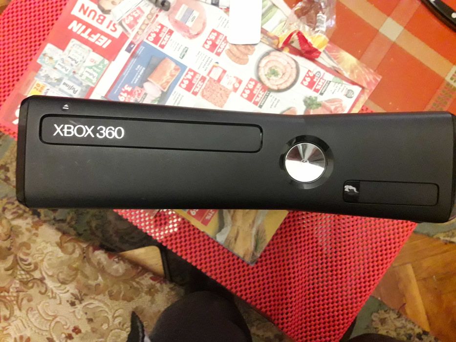 Consola Xbox 360S Model 1439