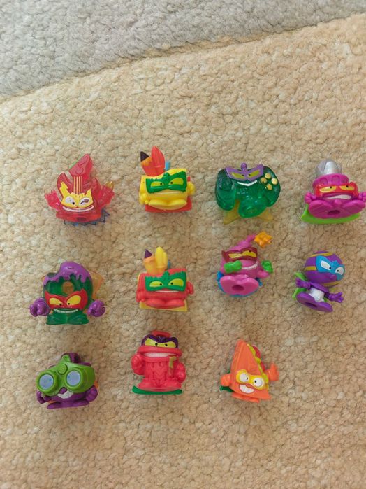 Nou! Vand figurine Superzings