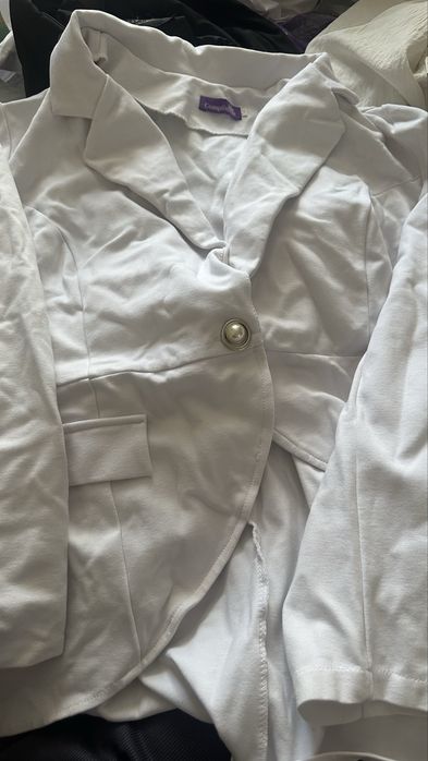 Отдам даром или за вкусняшки)