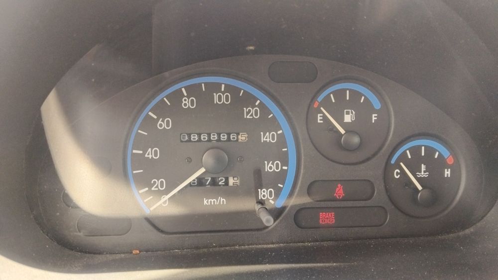 Vând sau schimb Daewoo Matiz
