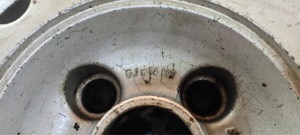 На 14 4/100 в наличии