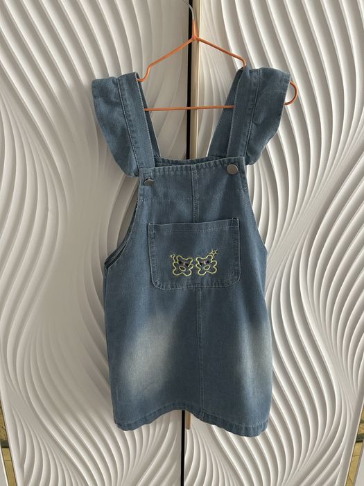 Платье и сарафан на девочку новый