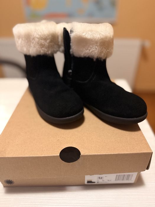 Cizme fete UGG originale marimea 30