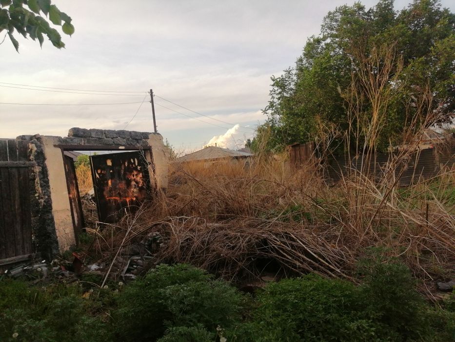 Продам дом под снос с участком