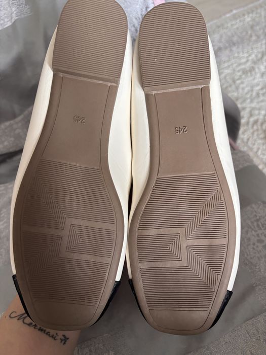 Продам балетки  новые