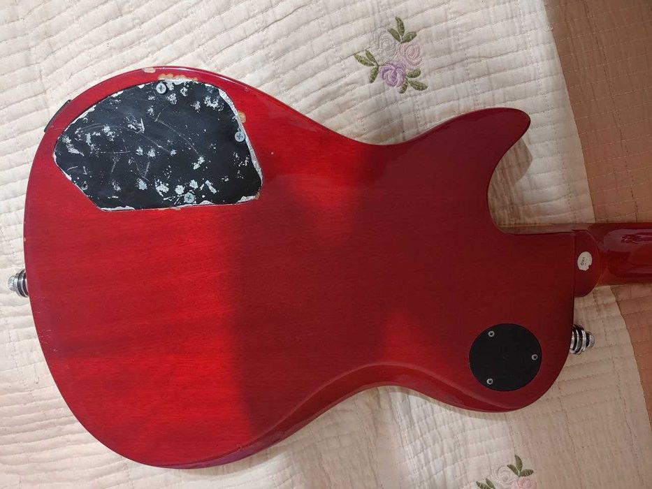 Электрогитара Washburn серии IDOL