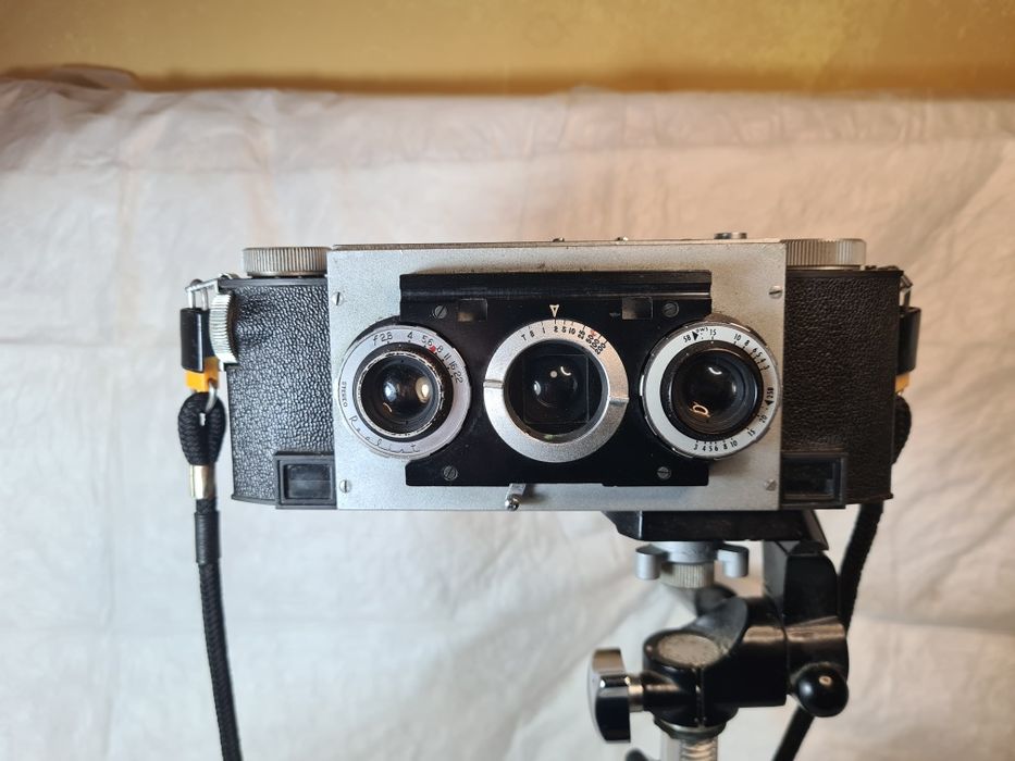 Ретро 3D фотоапарат Stereo Realist