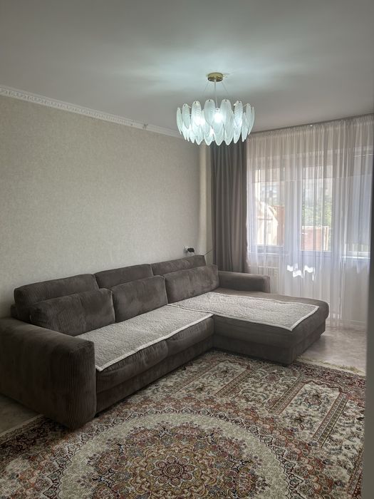 срочно продается угловой диван