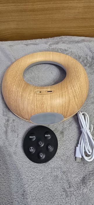 Vând lampa de noptiera cu telecomanda