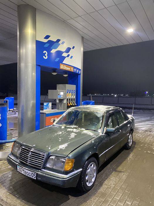 Мерседес бенс W124 E280