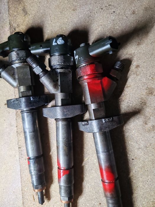 Injector Renault laguna 2.2dci 250lei buc