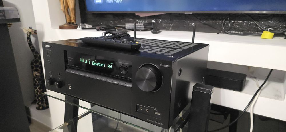 Receiver 7.2 Onkyo TX-NR686 Atmos Wifi Bluetooth 4k Usb Phono