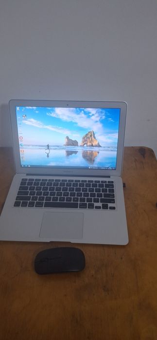 Ноутбок  Mak book air