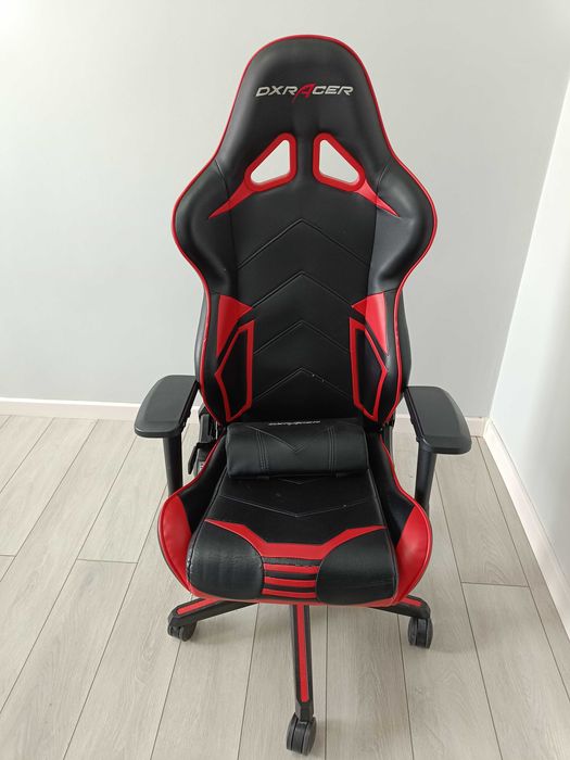 Кресло компьютерное DXracer