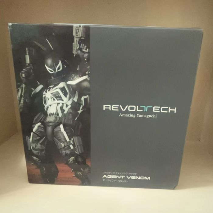 Фигурка Revoltech Agent Venom