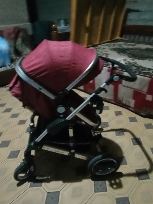 Коляска почти неиспозованный