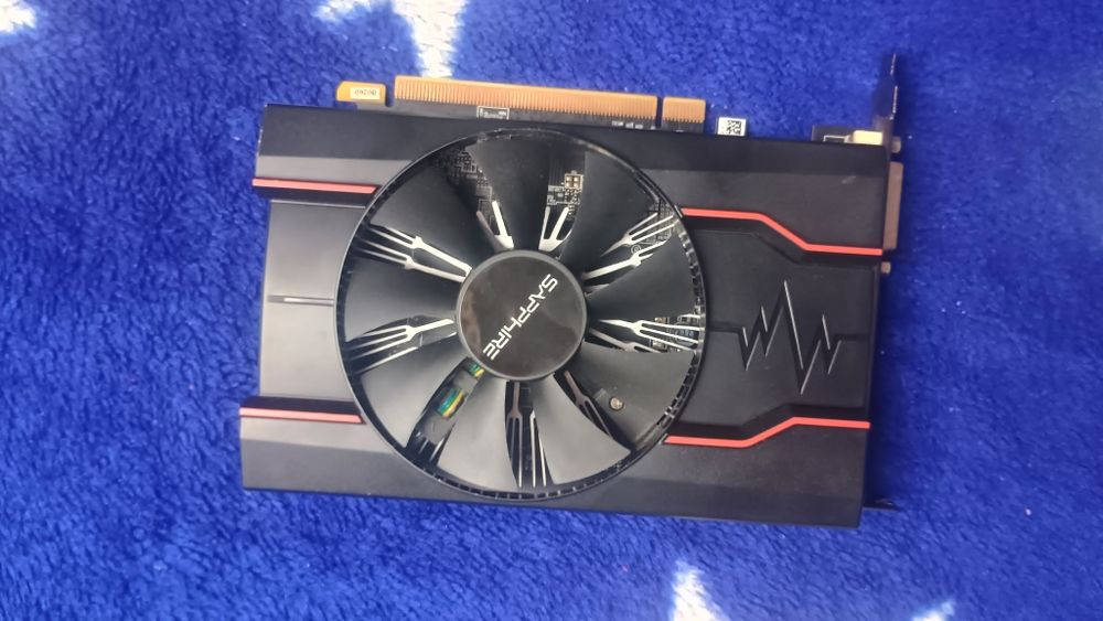 Vand placa video rx 550 2 gb
