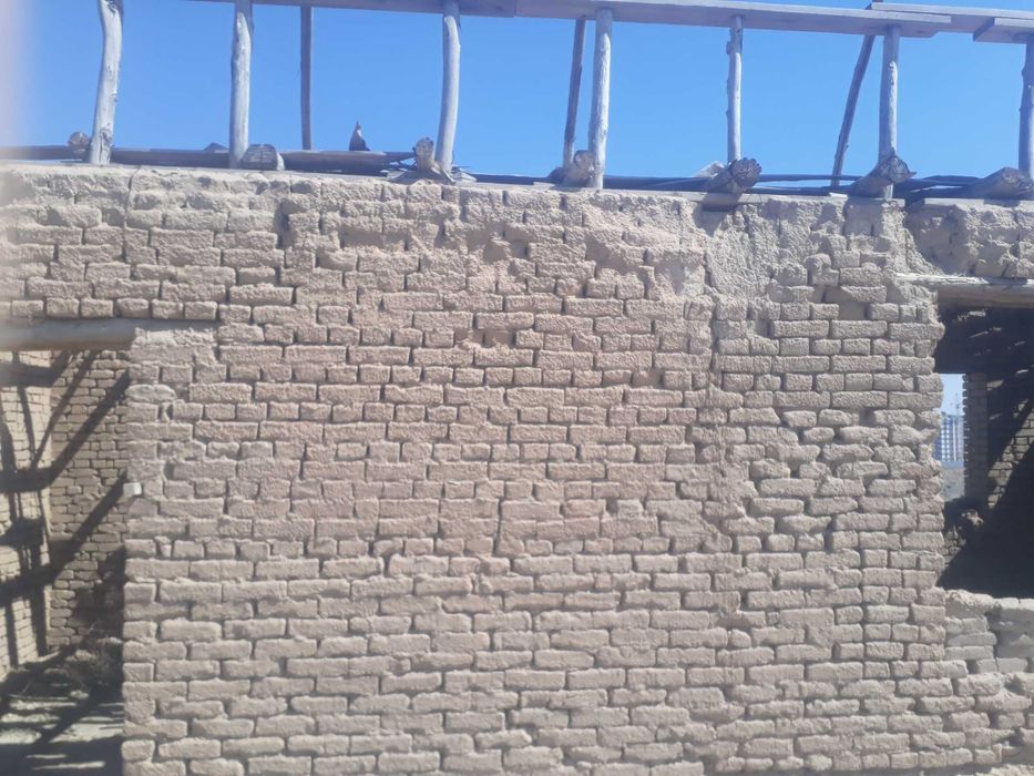 Er uchastkasi sotiladi