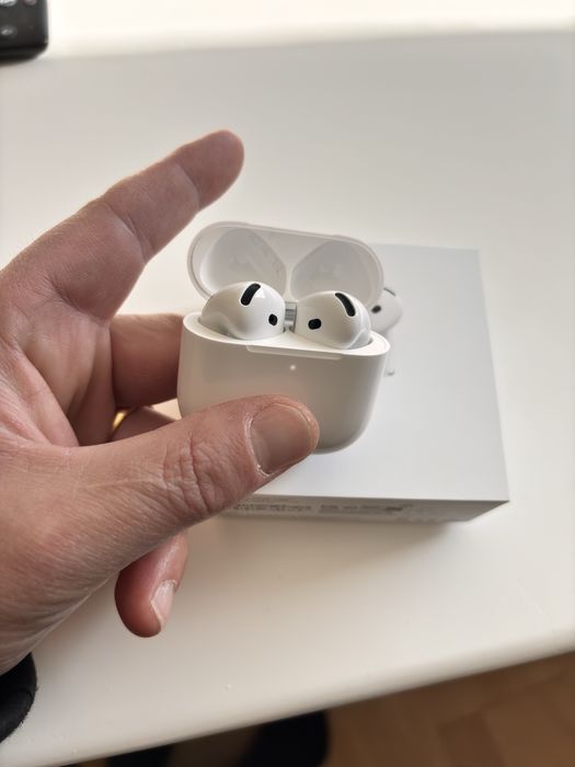 Casti APPLE AirPods 4,Noise Cancelling, originale