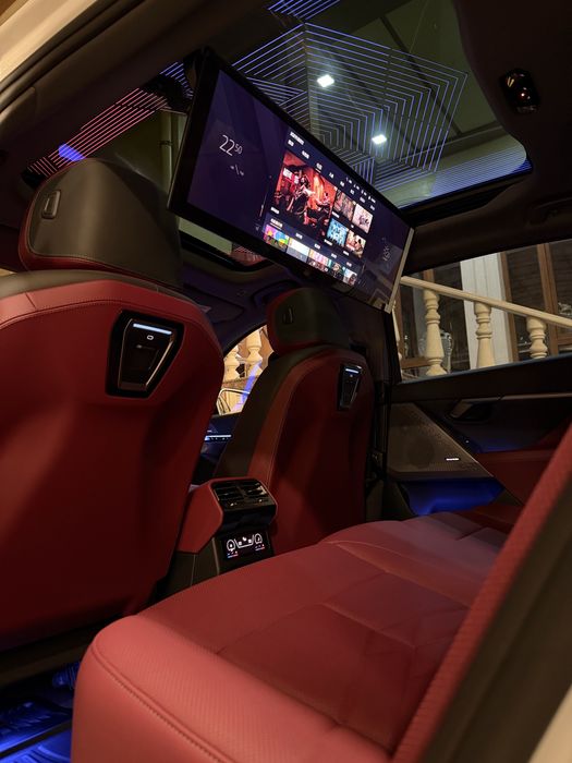 BMW i5edrive m40L