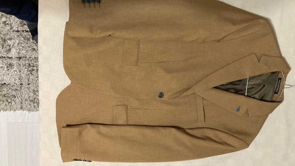 sacou  marimea 50 ( L ) costum cu vesta marimea 48