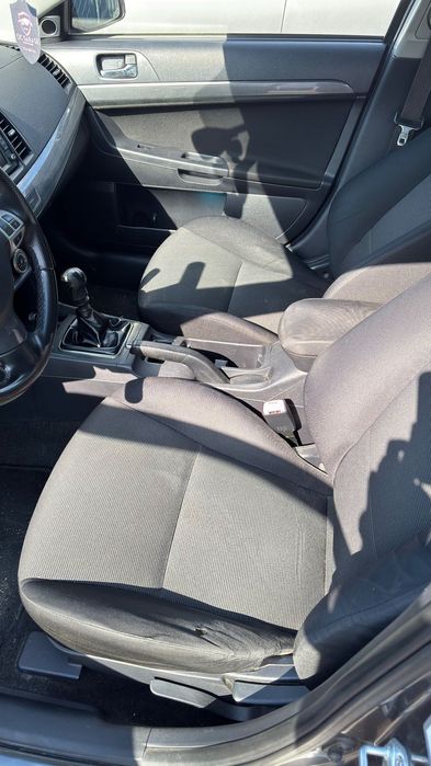 Mitsubishi Lancer Primul proprietar in tara.Auto perfect pentru tineret