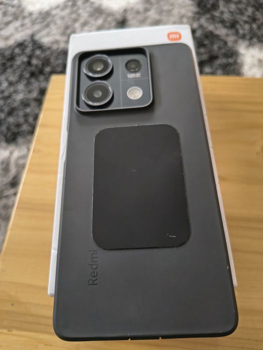 Vând telefon Redmi note 13 , 5G