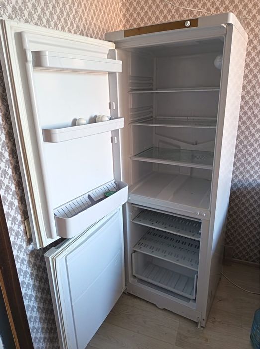 Продам холодильник