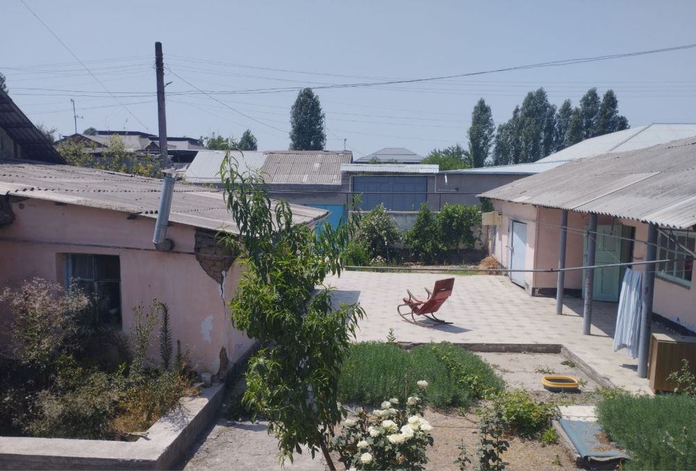 Срочно участка сотилади 14 сотых