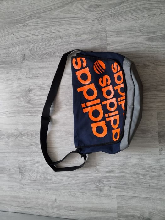 Geanta Adidas  de umăr