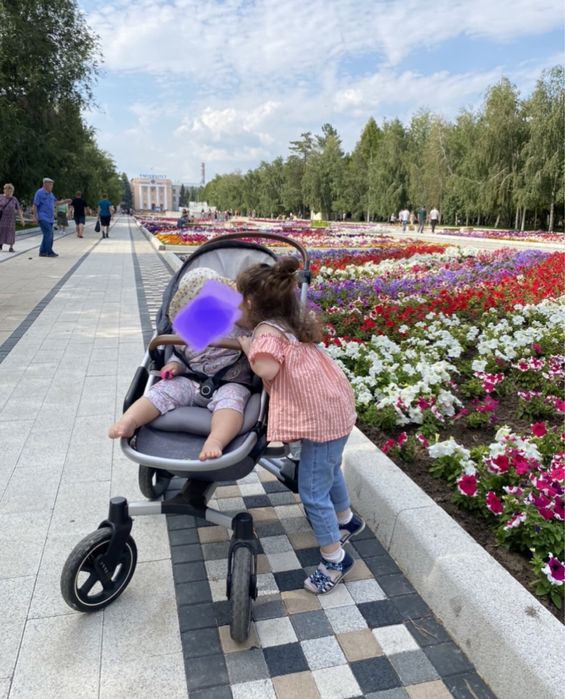 Коляска Maxi Cosi