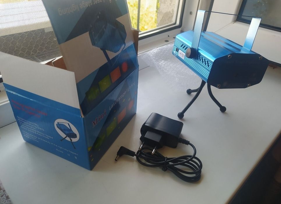 Мини лазер светомузыка новые.