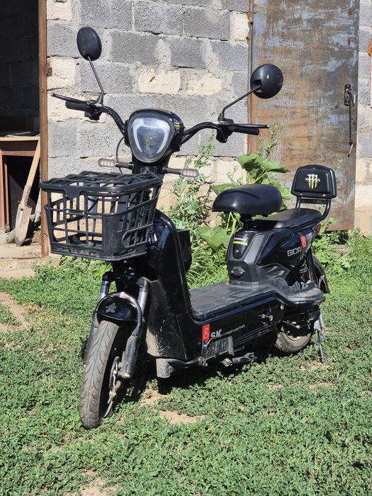 Скутер Sk8 400ватт