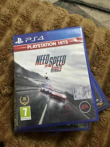 Vand ps 4 8 jocuri 2T gb