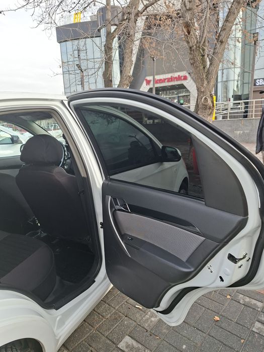 Продаётся Нексия 3, 2019 год