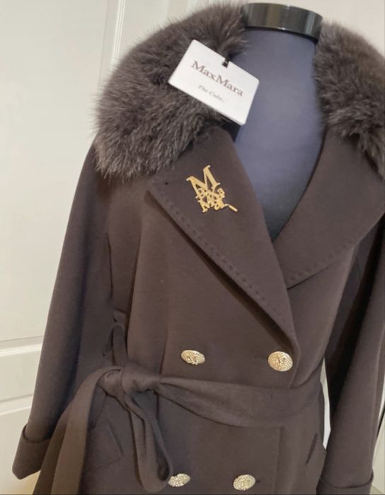 Palton superb , Max Mara.