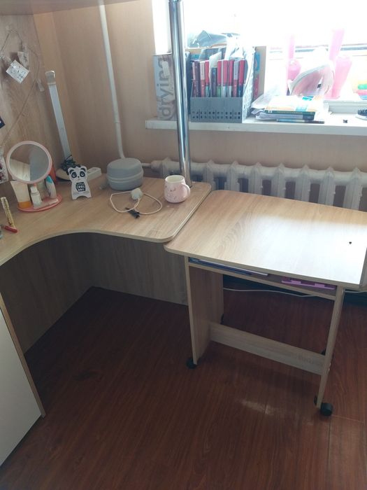 Продам кровать двухэтажную