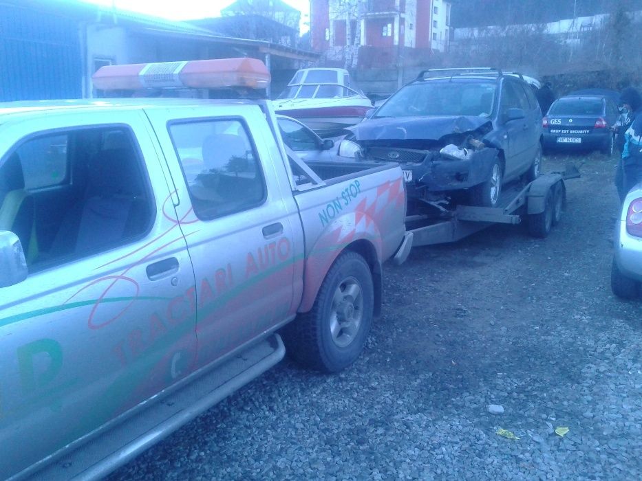 Tractari Auto Non-Stop. Asistenta rutiera Deblocari auto.