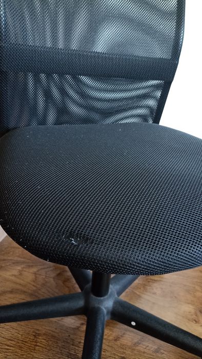 Офис стол (2 бр.)