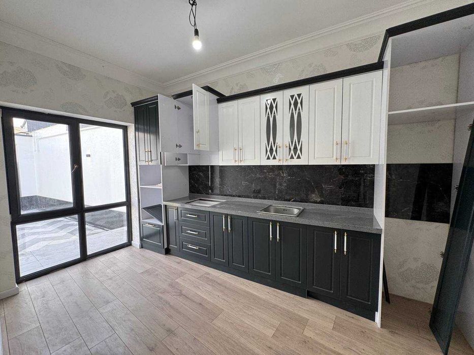 Сергели ,Хонобод, махалля Кенгмакон . 1.8 sotihda 4 xonali uy sotaman