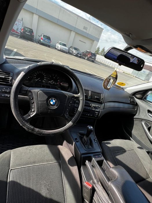 Bmw seria 3 2004