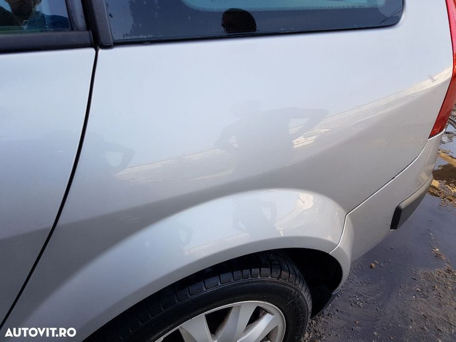 Aripa Stanga Spate Renault Megane 2 2002 - 2009