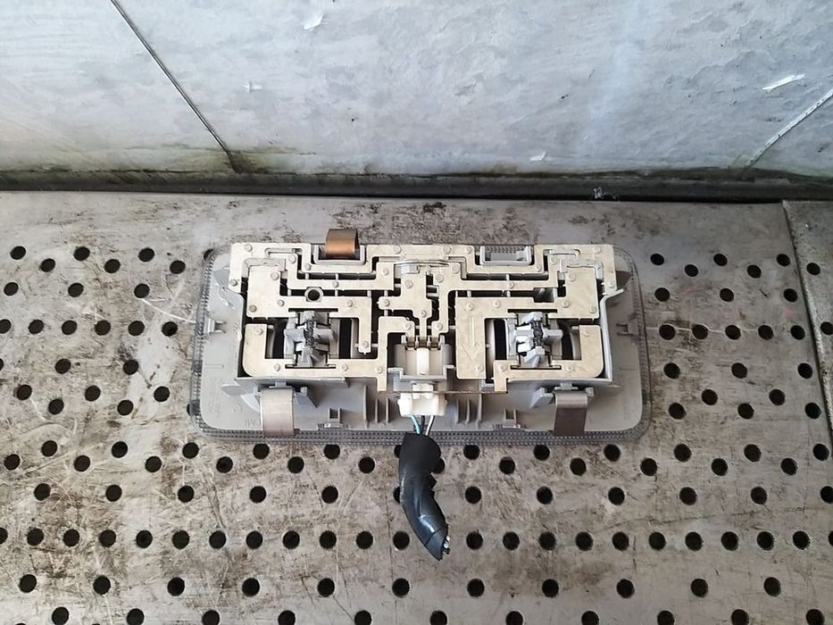 Plafoniera fata toyota yaris 3 p13 812600d070