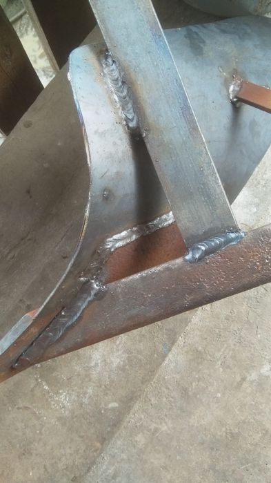 Vând rarita și plug motocultor