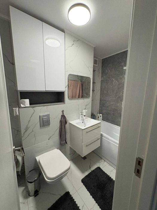 Apartament de vanzare - 3 camere Renovat si Utilat - 86mp utili - Proprietar