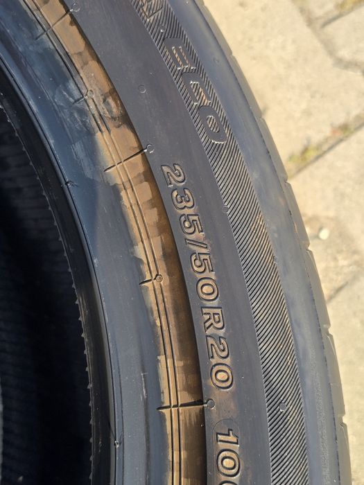 235 50 20  Bridgestone