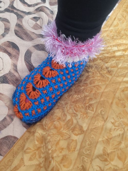 Продам детские  носочки .