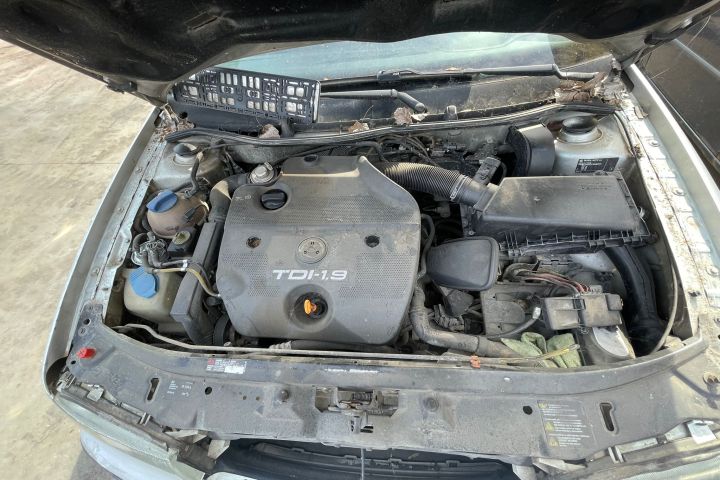 Lampa / Tripla stop stanga pe aripa Skoda Octavia 2000