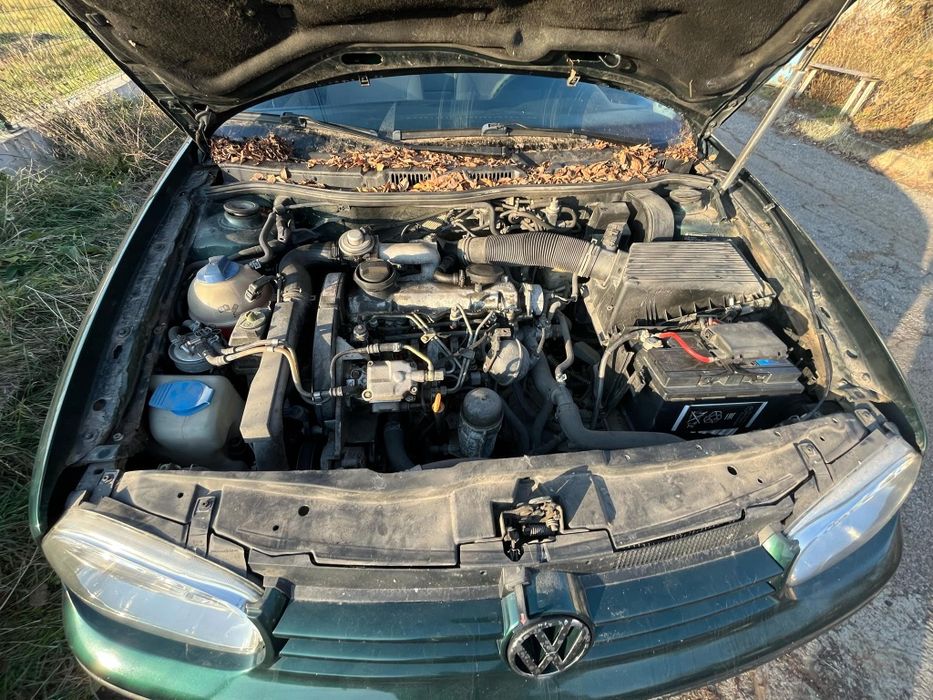 Golf 4 1.9 90к.с на части Много запазен