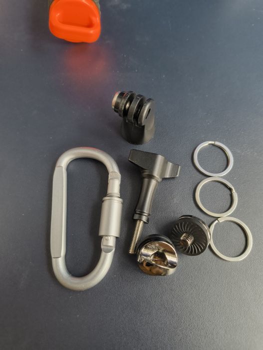 Нова непотъваща дръжка за екшън камери и GoPro